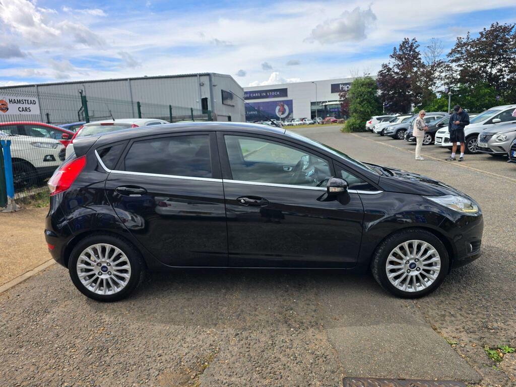 Ford Fiesta 1.0T Ecoboost Titanium Euro 5 S S YS64BZE Black #2