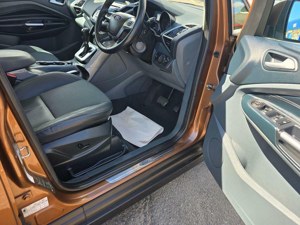 Ford C-Max Grand Zetec Tdci #9