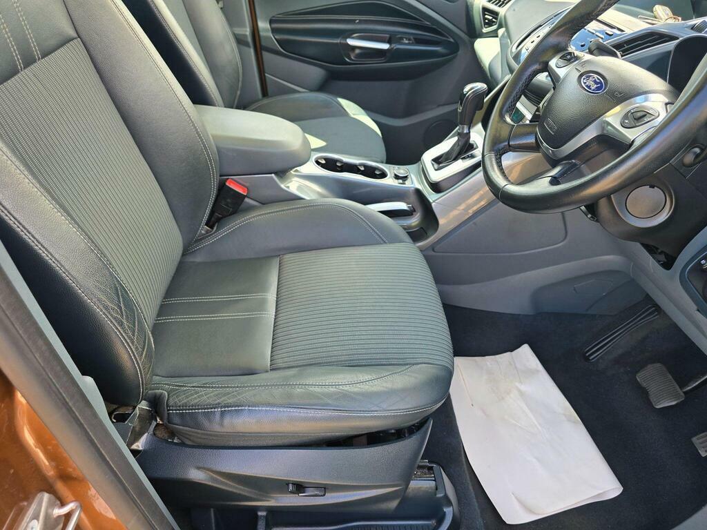 Ford C-Max Grand Zetec Tdci #10