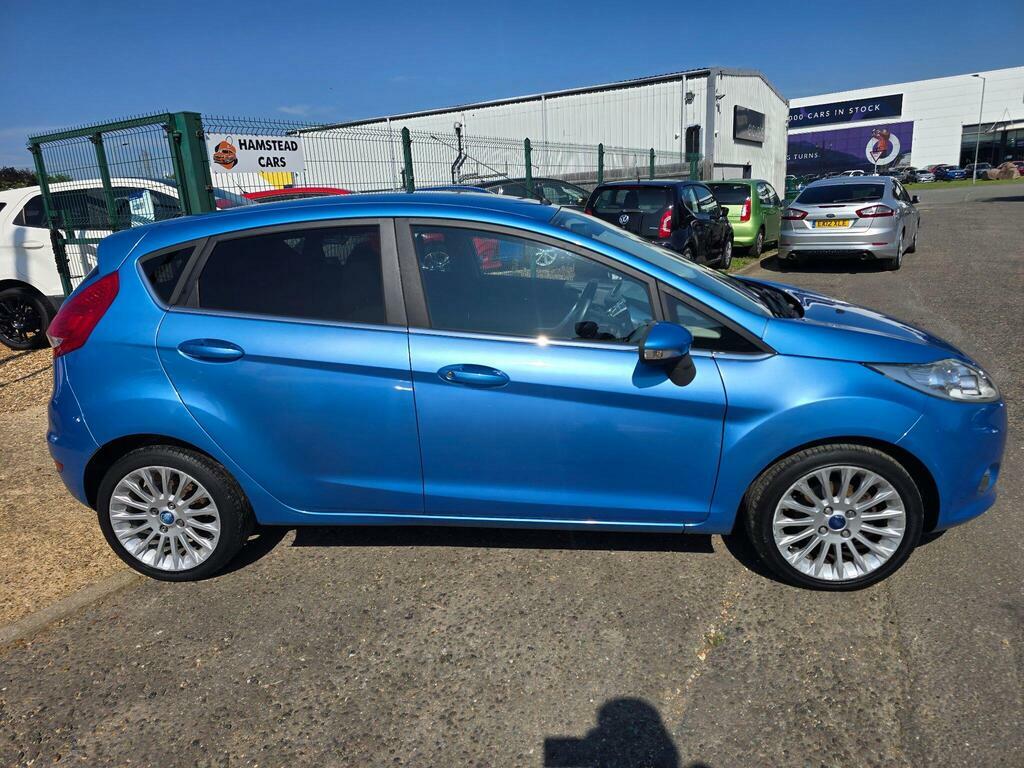 Ford Fiesta Hatchback 1.4 Zetec 201160 Blue #2