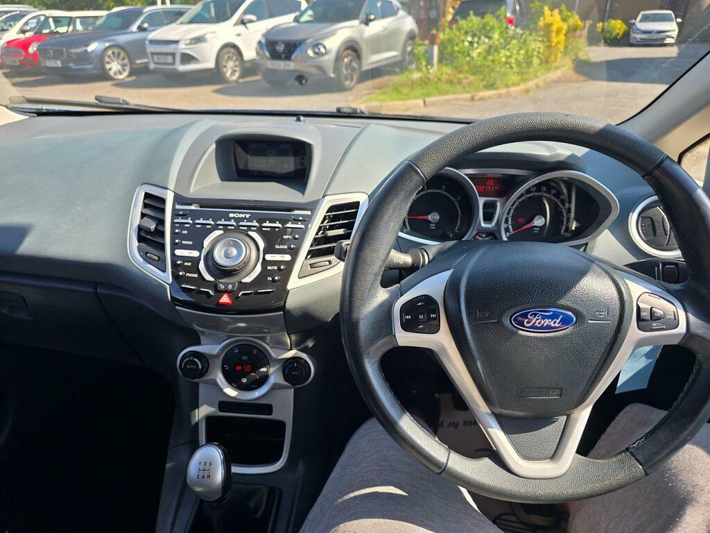 Ford Fiesta Hatchback 1.4 Zetec 201160 Blue #19
