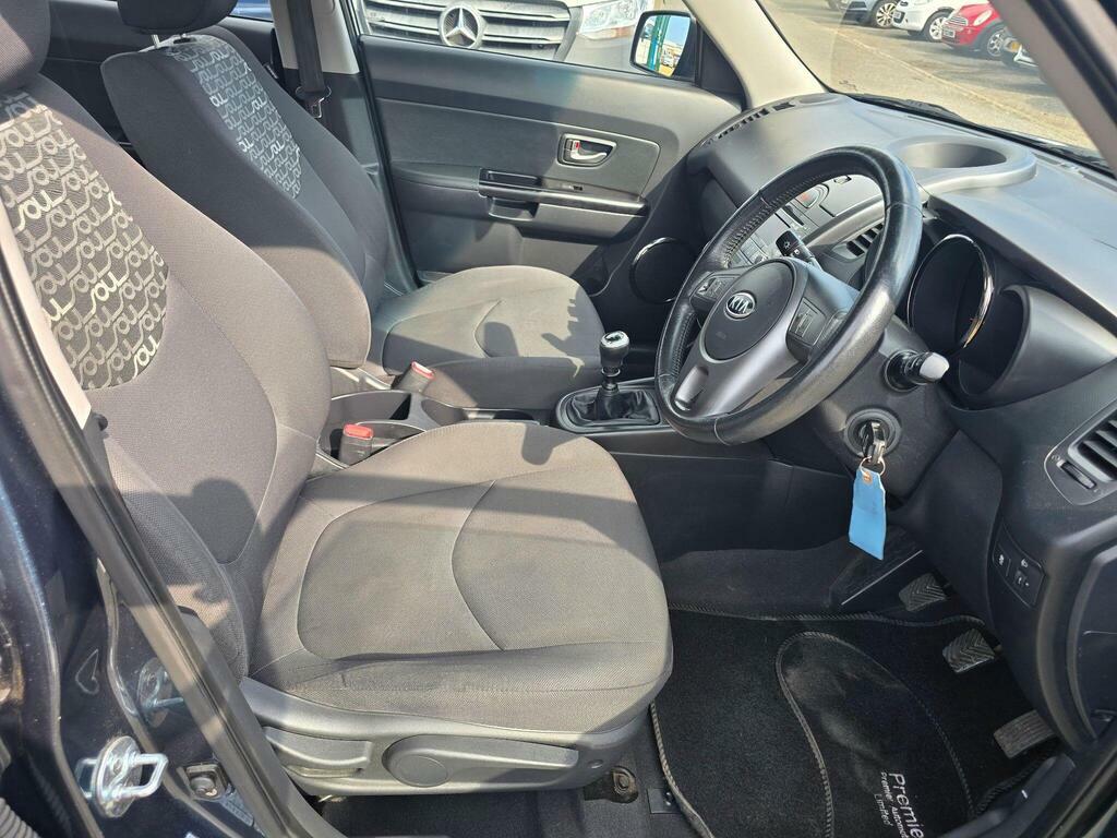 Kia Soul Suv Silver #10