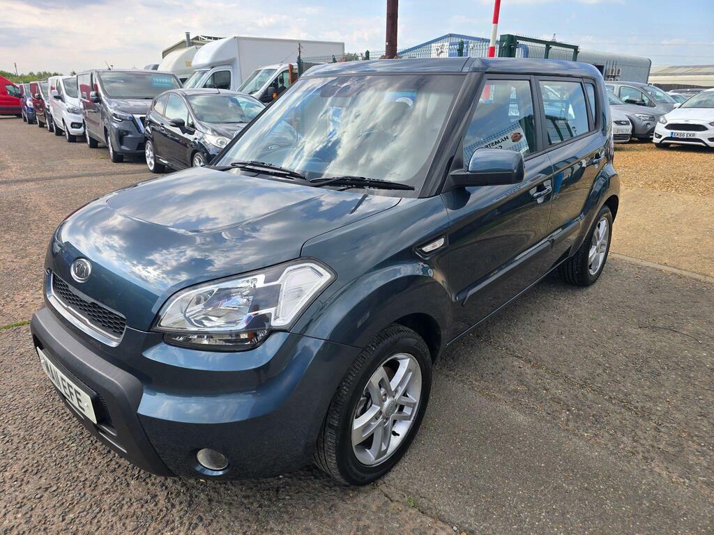 Kia Soul Suv Silver #7