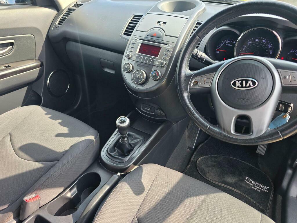 Kia Soul Suv Silver #11