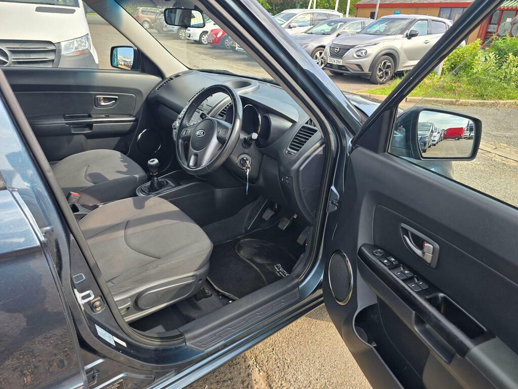 Kia Soul Suv Silver #9