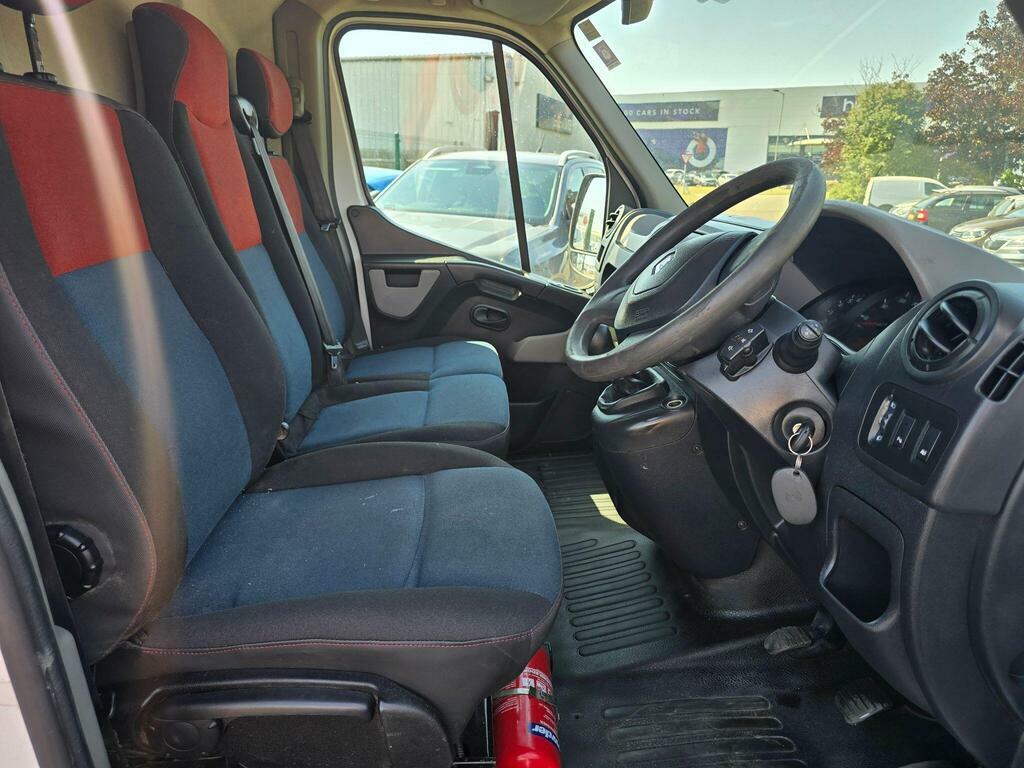 Renault Master 2.3 Lm35 Business Dci Sr Pv 125 Bhp.minibusair White #10
