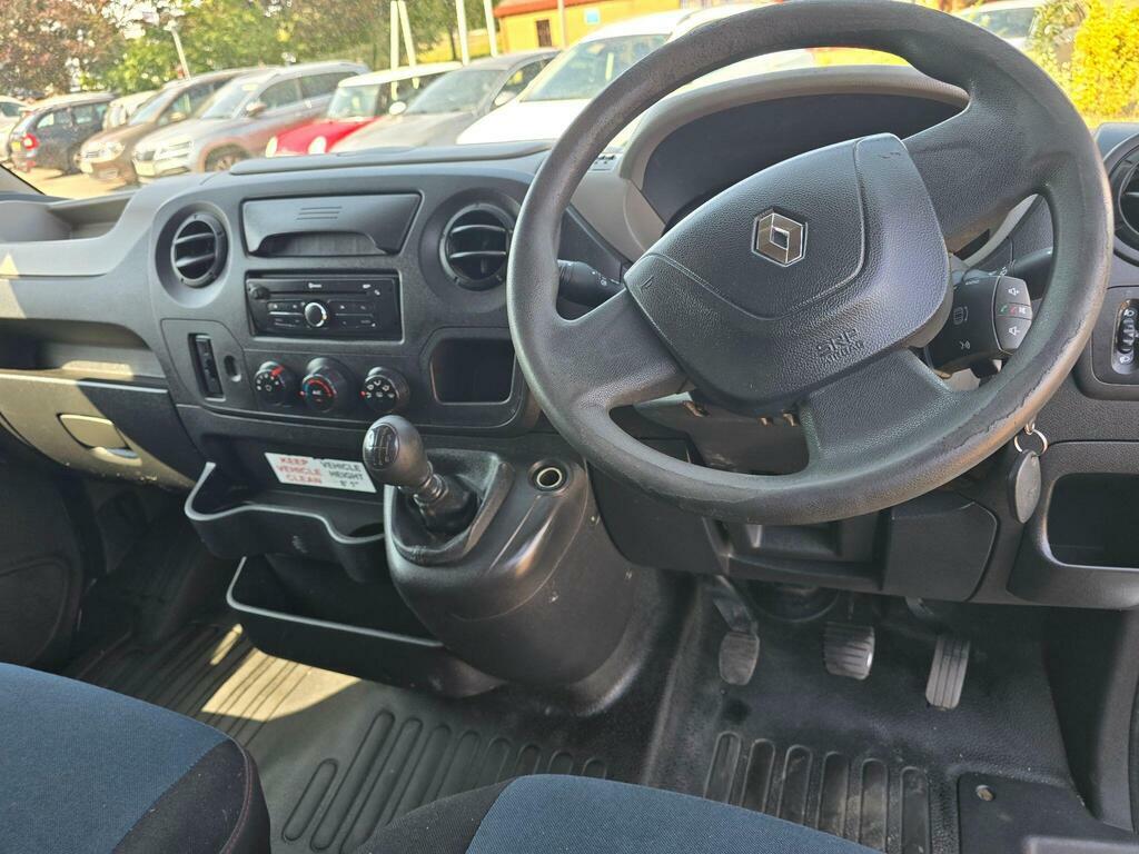 Renault Master 2.3 Lm35 Business Dci Sr Pv 125 Bhp.minibusair White #11