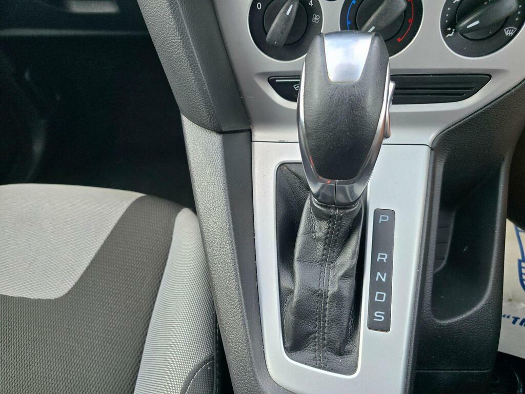 Ford Focus Hatchback 1.6 Tdci Zetec Euro 5 Ss 201262 Grey #15