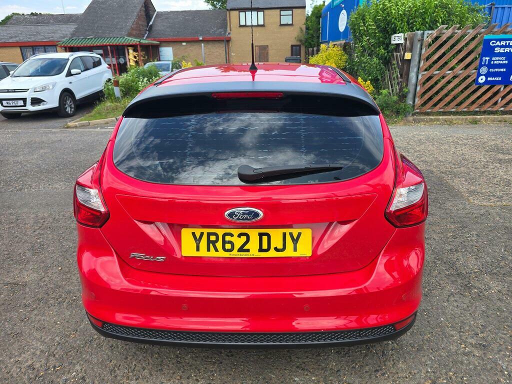 Ford Focus Hatchback 1.6 Tdci Zetec Euro 5 Ss 201262 Grey #4