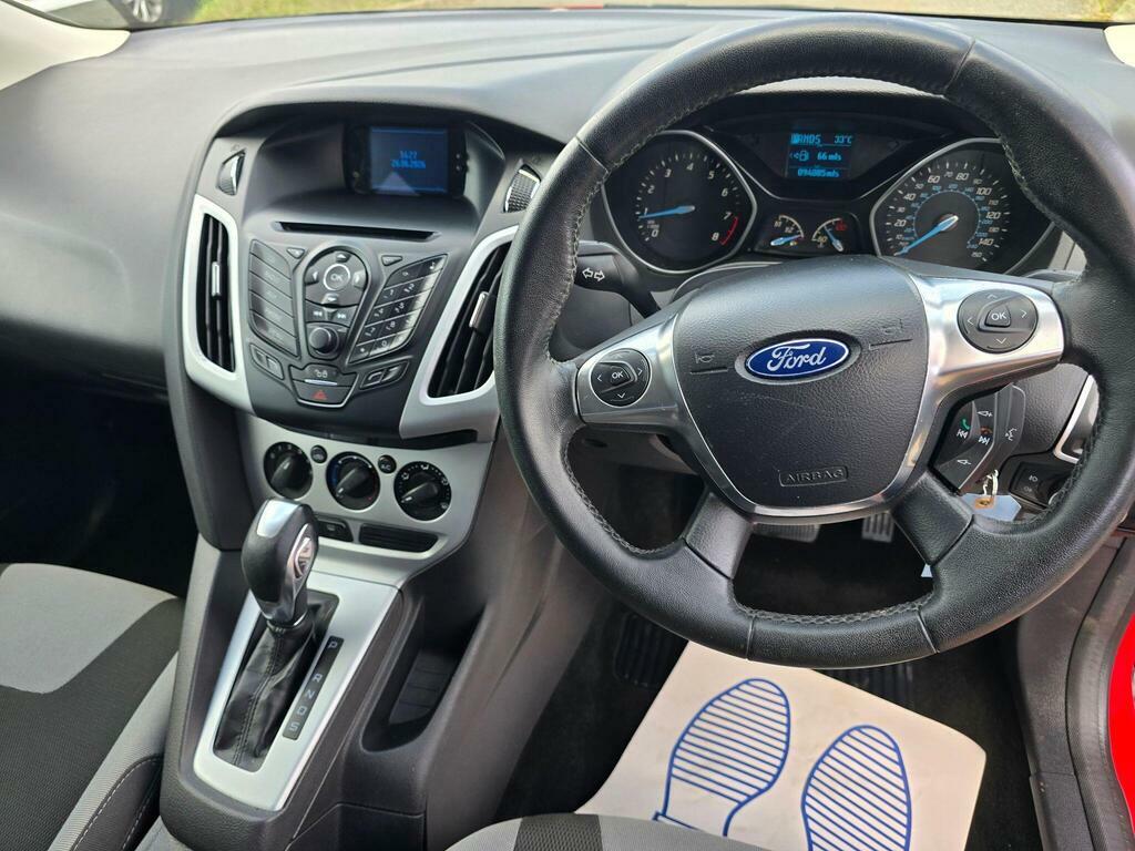 Ford Focus Hatchback 1.6 Tdci Zetec Euro 5 Ss 201262 Grey #10