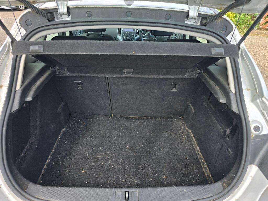 Vauxhall Astra 1.4T 16V Sri Euro 5 White #12