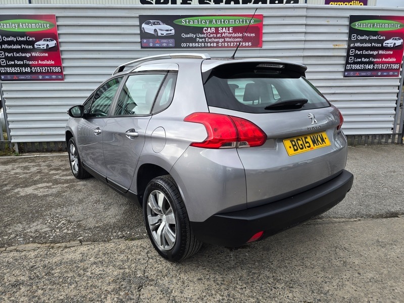 Peugeot 2008 1.2 Puretech Active White #5