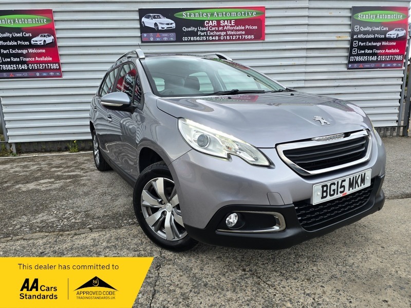 Peugeot 2008 1.2 Puretech Active White #1