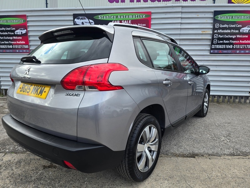 Peugeot 2008 1.2 Puretech Active White #7