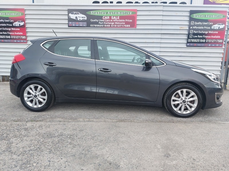 Kia Ceed Hatchback  #8