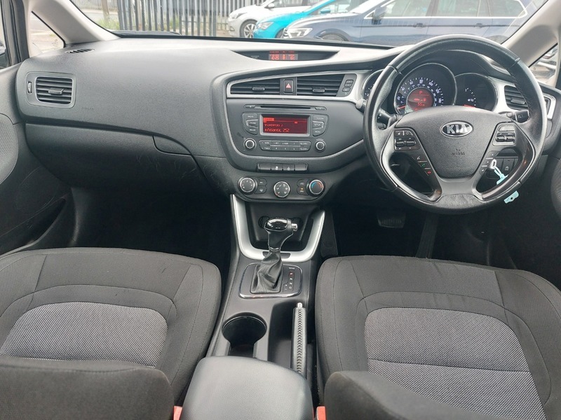 Kia Ceed Hatchback  #10