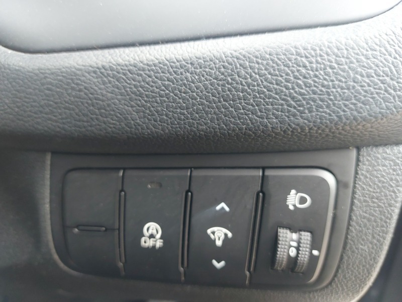 Kia Ceed Hatchback  #22