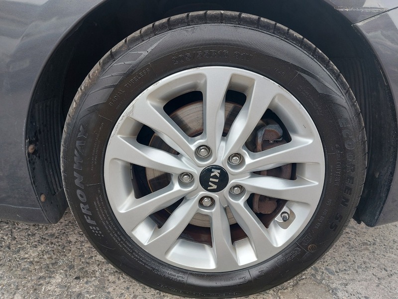 Kia Ceed Hatchback  #29