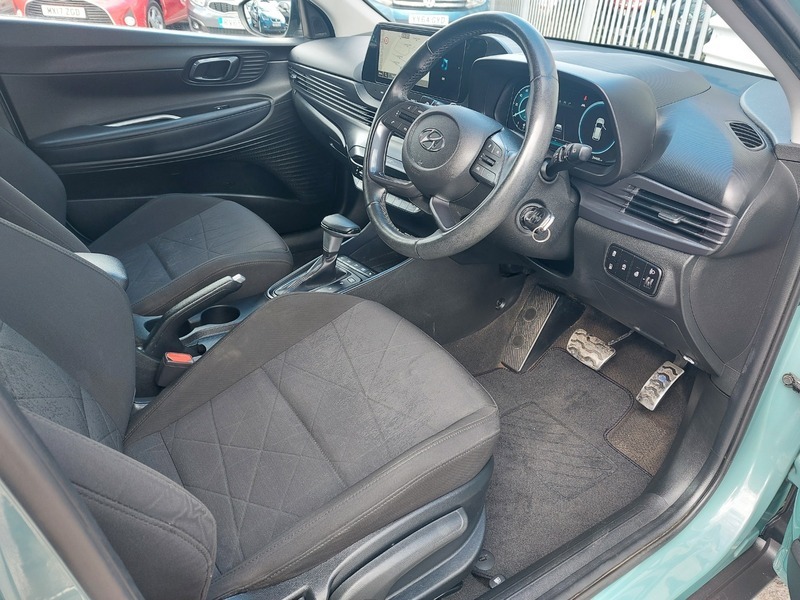 Hyundai Bayon Se Connect Black #9