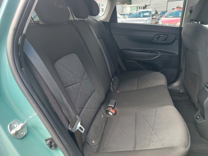Hyundai Bayon Se Connect Black #13
