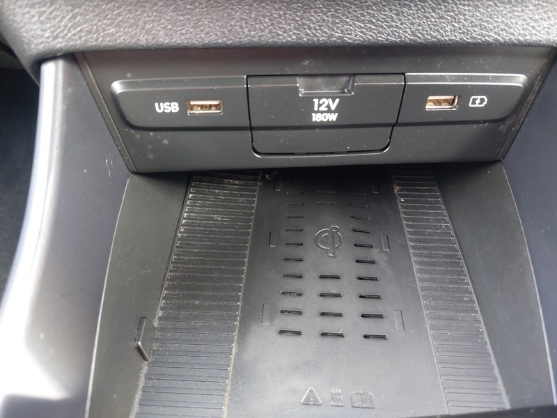 Hyundai Bayon Se Connect Black #27