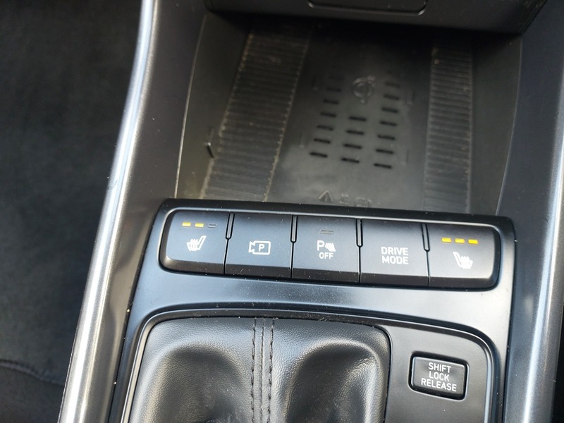 Hyundai Bayon Se Connect Black #25