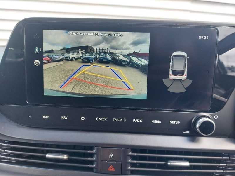 Hyundai Bayon Se Connect Black #18