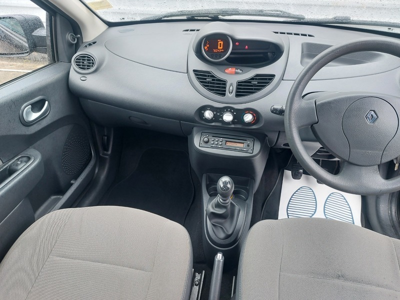 Renault Twingo Expression Black #10