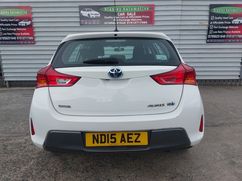 Toyota Auris Vvt-i Icon White #6