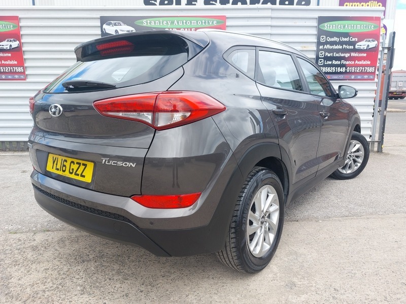 Hyundai Tucson 2.0 Crdi Premium White #7