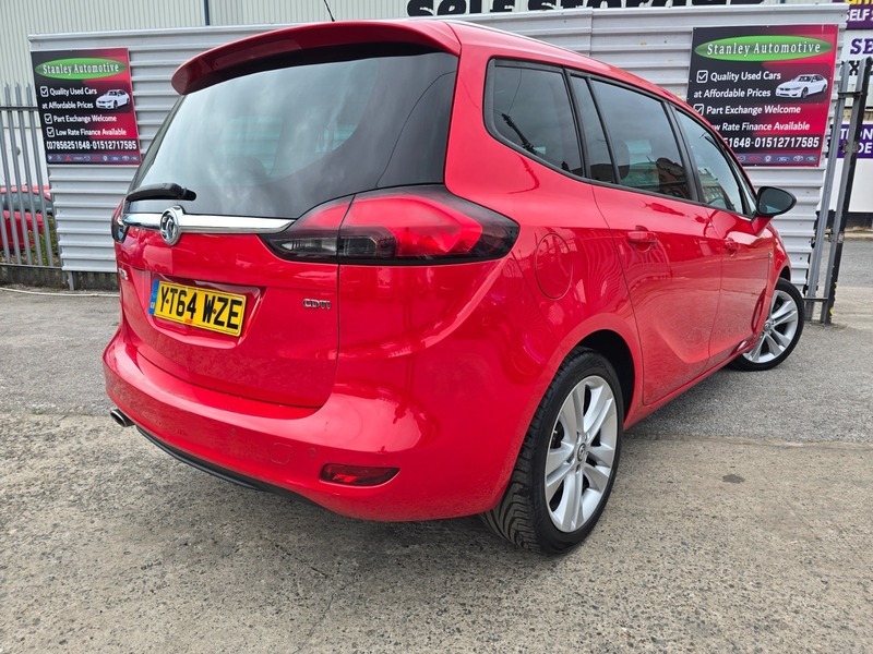 Vauxhall Zafira Mpv White #8