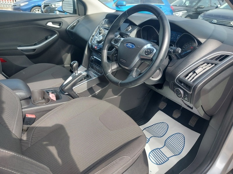 Ford Focus 1.0 Ecoboost 125 Zetec S White #9
