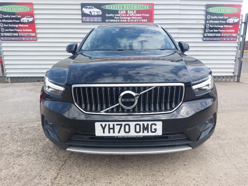 Volvo XC40 D3 Inscription Pro YH70OMG Black #2