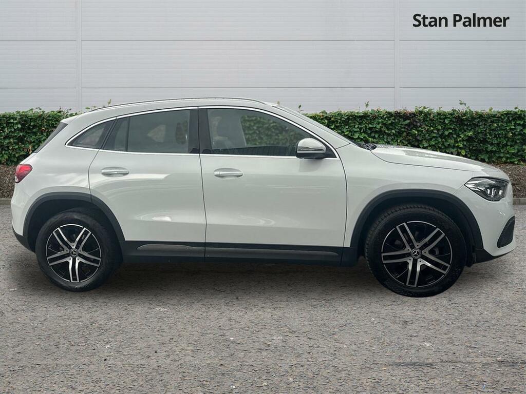 Mercedes-Benz GLA Class 1.3 Gla180 Sport Suv 7G-dct Euro 6 Ss LL72JYP White #2