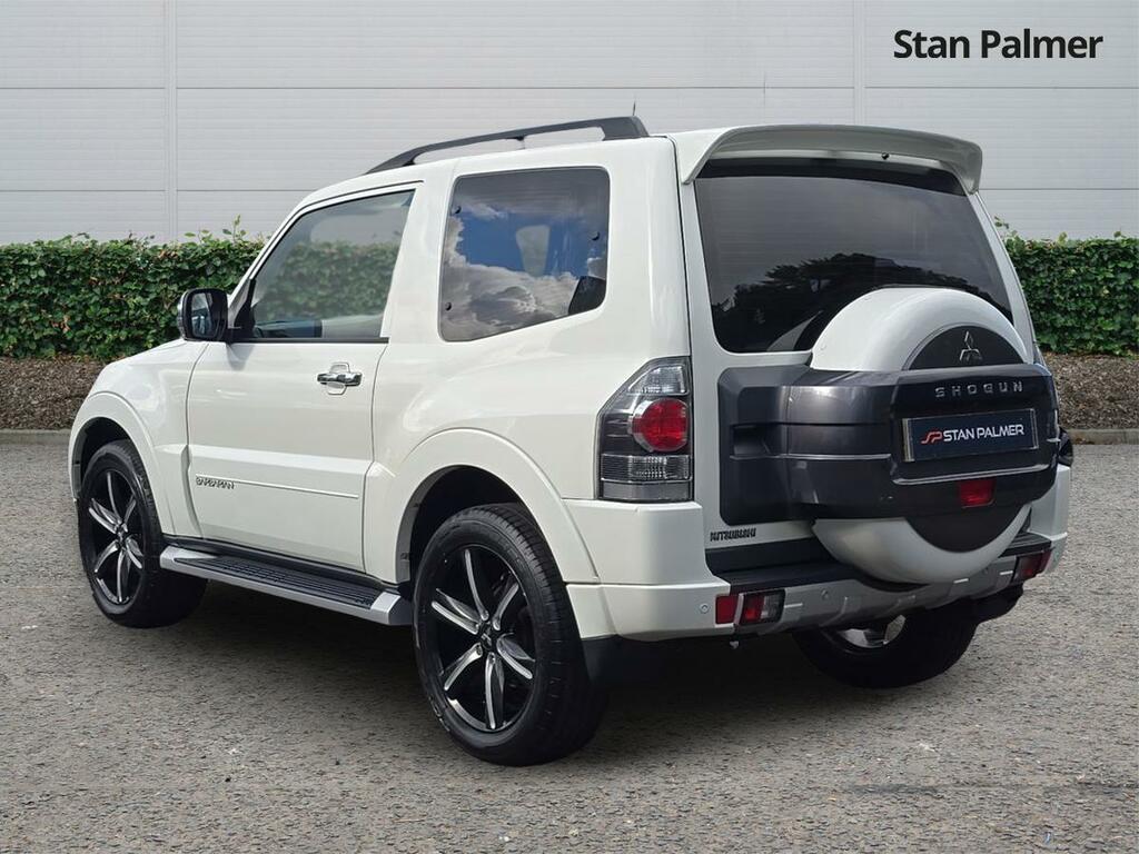 Mitsubishi Shogun 3.2 Di-dc Barbarian Suv 4Wd Euro 5 White #5
