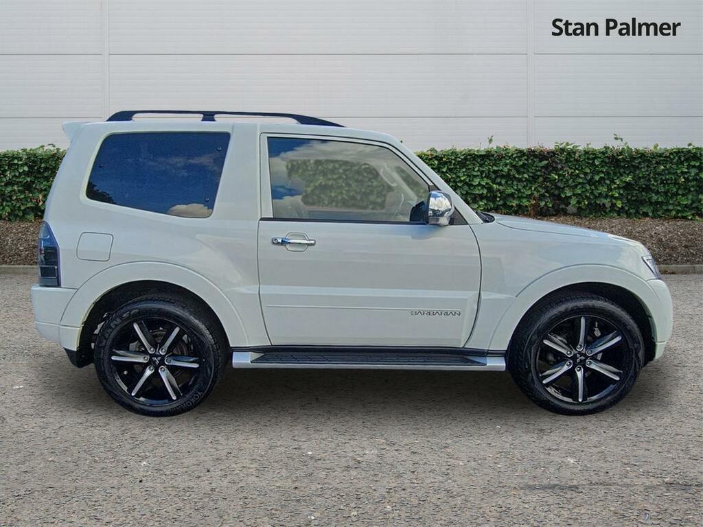 Mitsubishi Shogun 3.2 Di-dc Barbarian Suv 4Wd Euro 5 White #2