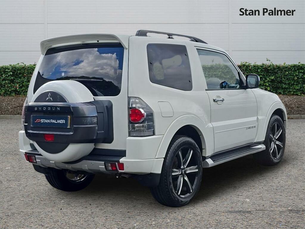 Mitsubishi Shogun 3.2 Di-dc Barbarian Suv 4Wd Euro 5 White #3