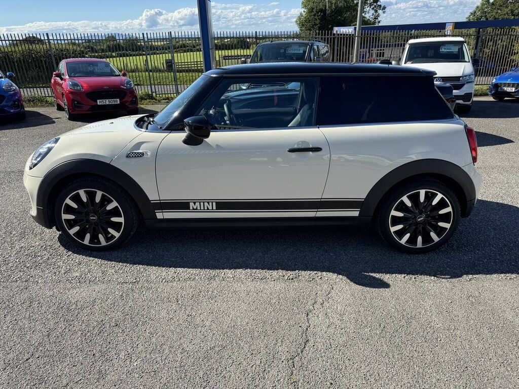 Mini Hatch 1.5 Cooper Exclusive Hatchback E NG69TYU White #6