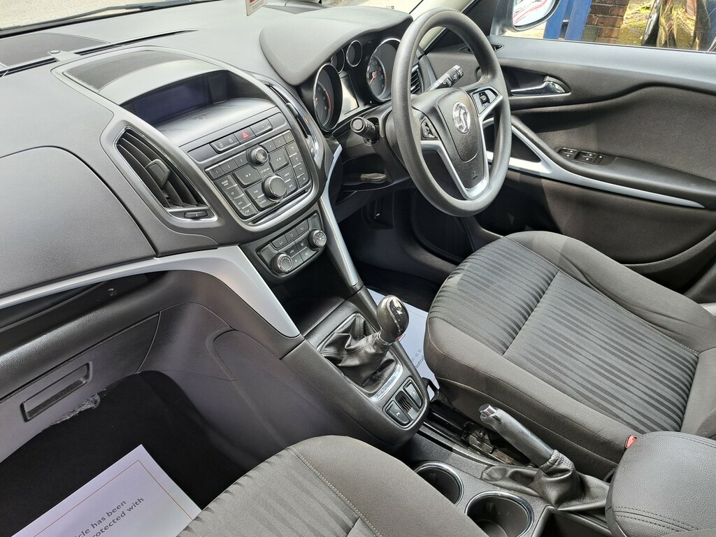 Vauxhall Zafira Tourer 2L Tech Line Blue #19