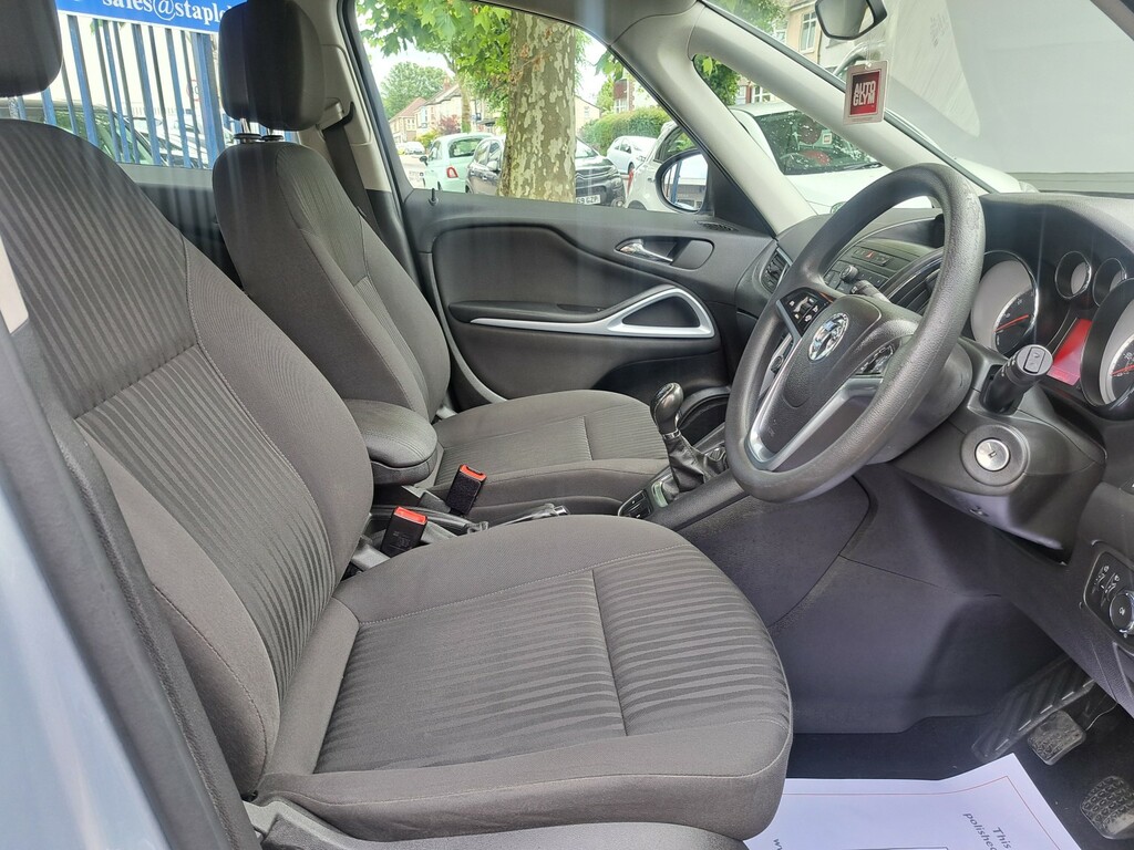 Vauxhall Zafira Tourer 2L Tech Line Blue #12