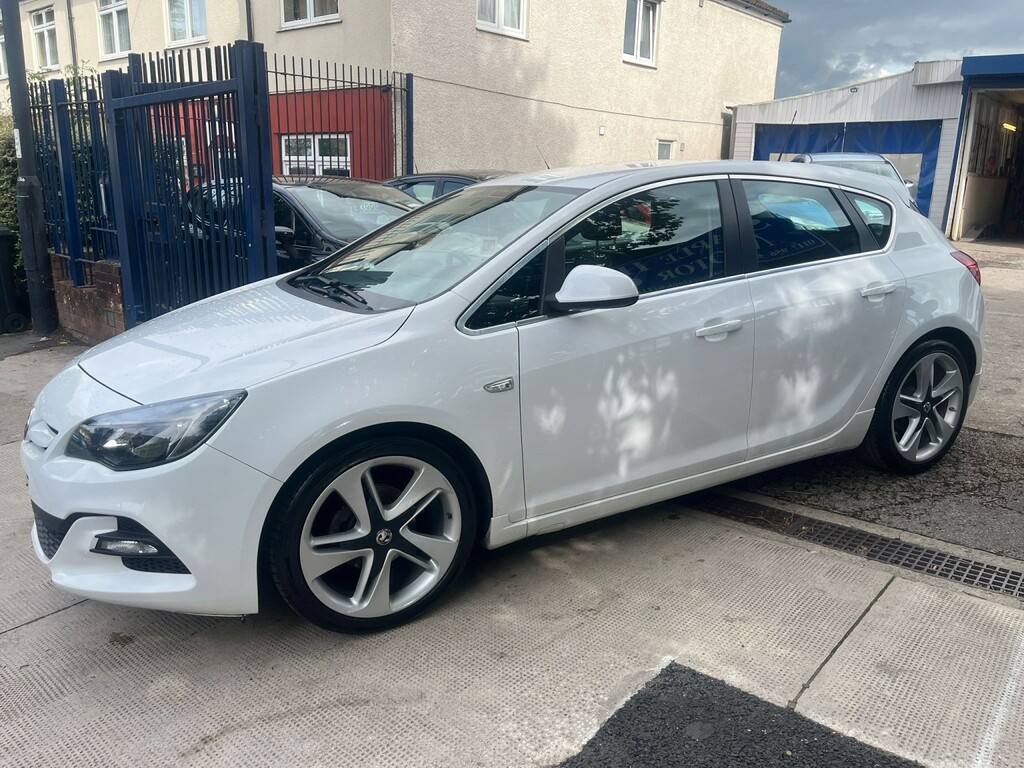Vauxhall Astra 1.6 I Limited Edition White #2