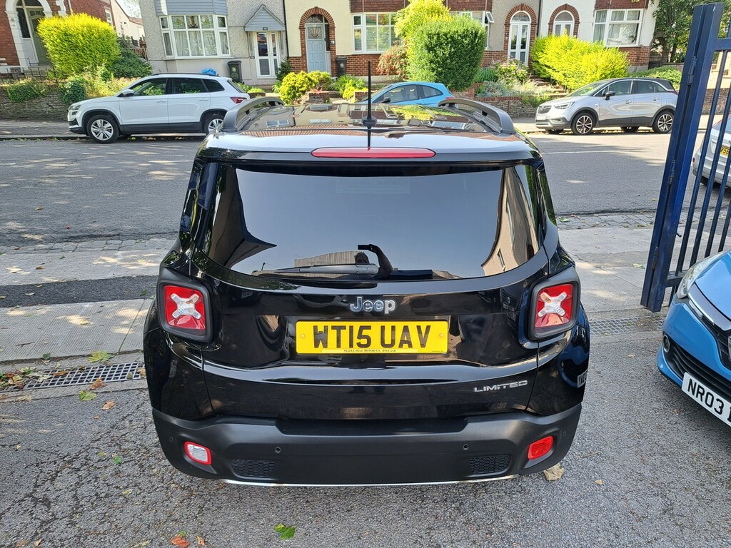 Jeep Renegade Sport 1.6 Black #19