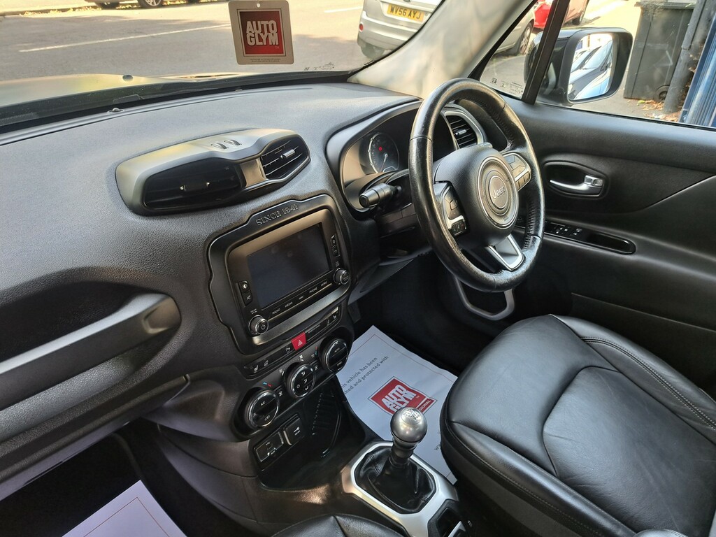 Jeep Renegade Sport 1.6 Black #17