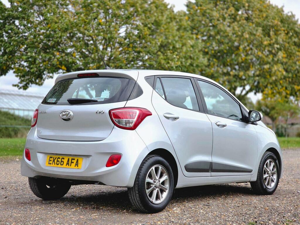 Hyundai I10 1.2 Premium Euro 6 EK66AFA Silver #6