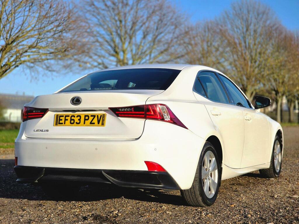 Lexus IS 2.5 300H Se E-cvt Euro 5 Ss White #6