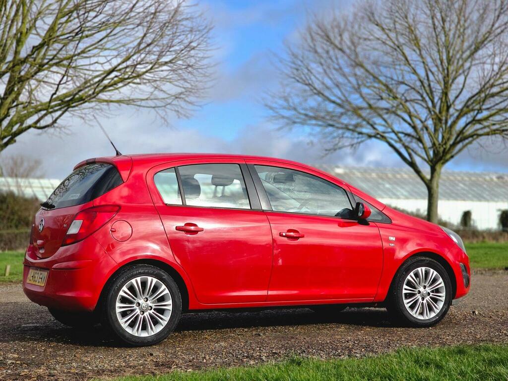 Vauxhall Corsa 1.4 16V Se Euro 5 LV63EVW Red #4