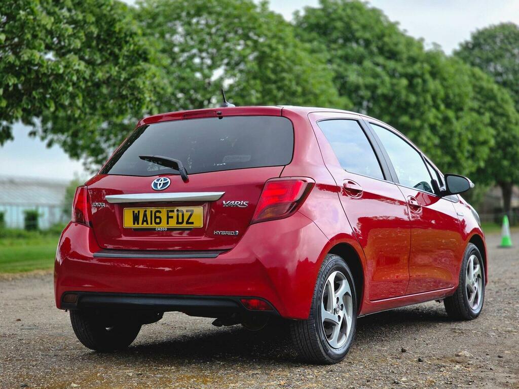 Toyota Yaris 1.5 Vvt-h Icon E-cvt Euro 6 Red #5