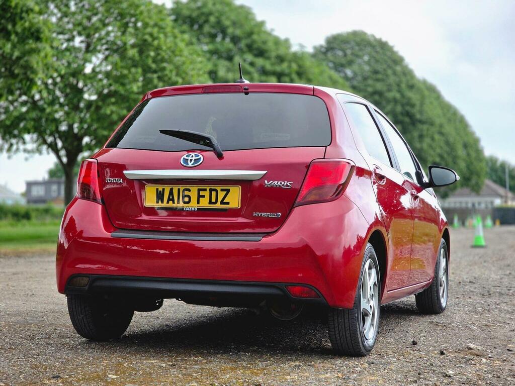 Toyota Yaris 1.5 Vvt-h Icon E-cvt Euro 6 Red #6