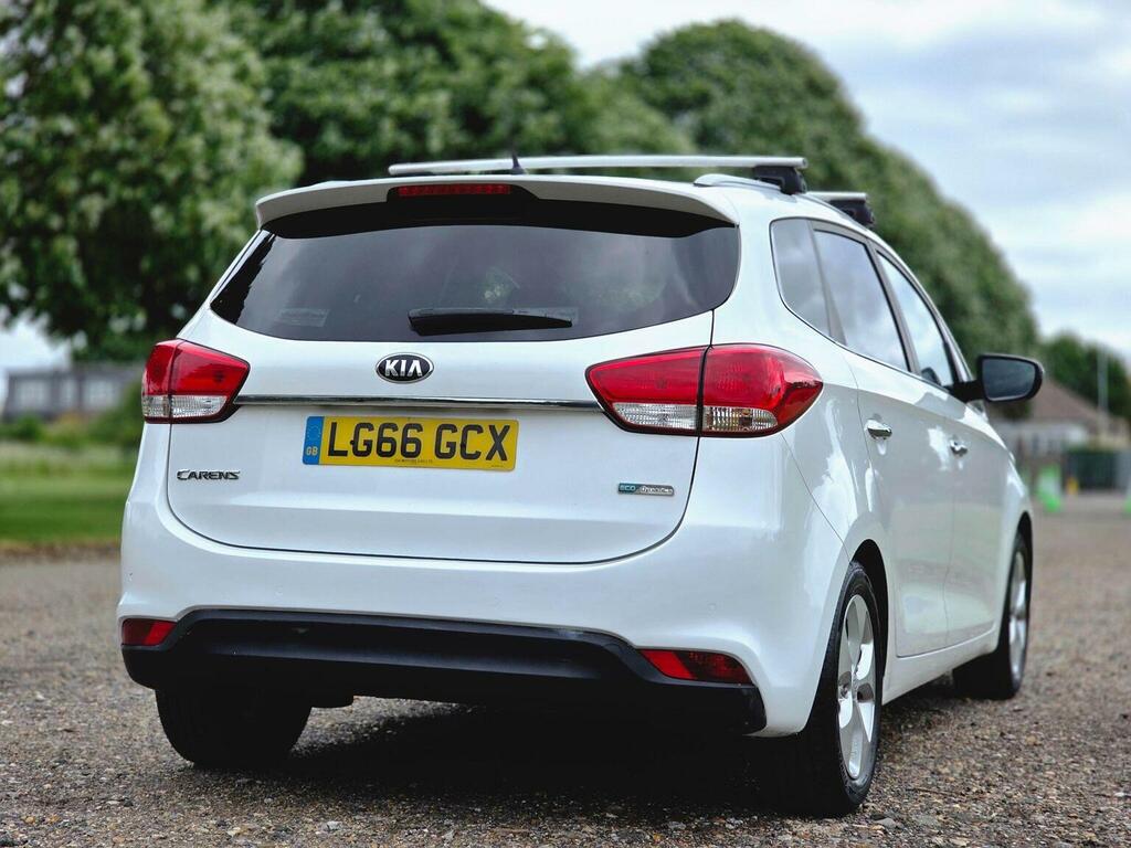 Kia Carens 1.7 Crdi 2 Dct Euro 6 Ss White #6