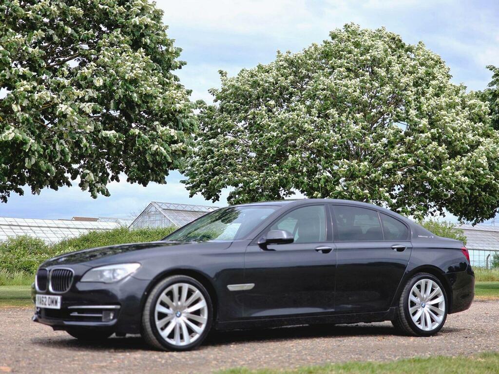 BMW 7 Series M Sport White #12
